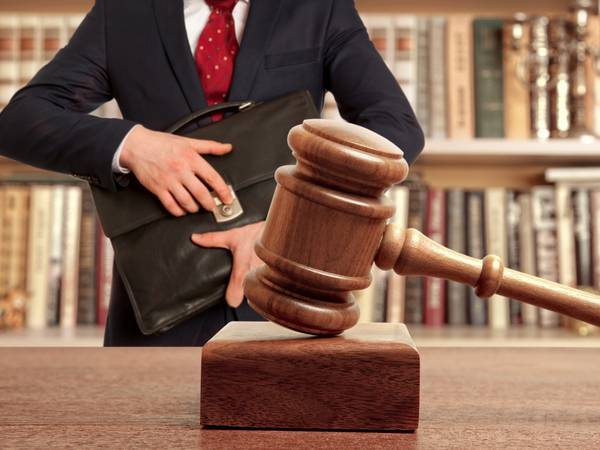 وکیل ملکی در پاسداران